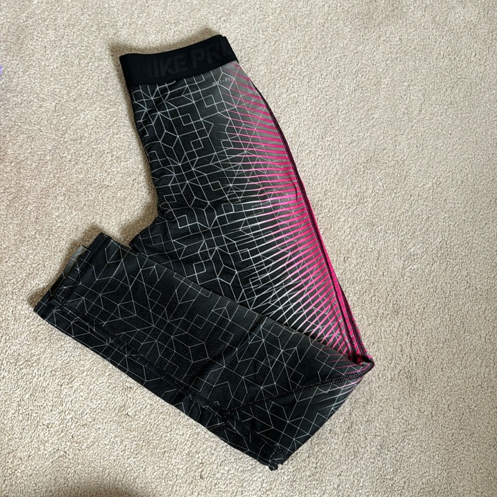 NIKE PRO Leggings, matching VSS bra available